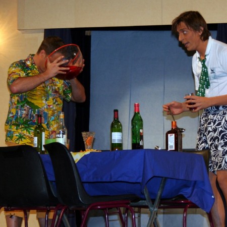 Wij gaan naar Benidorm (56) - Toneelvereniging Plankenkoorts 